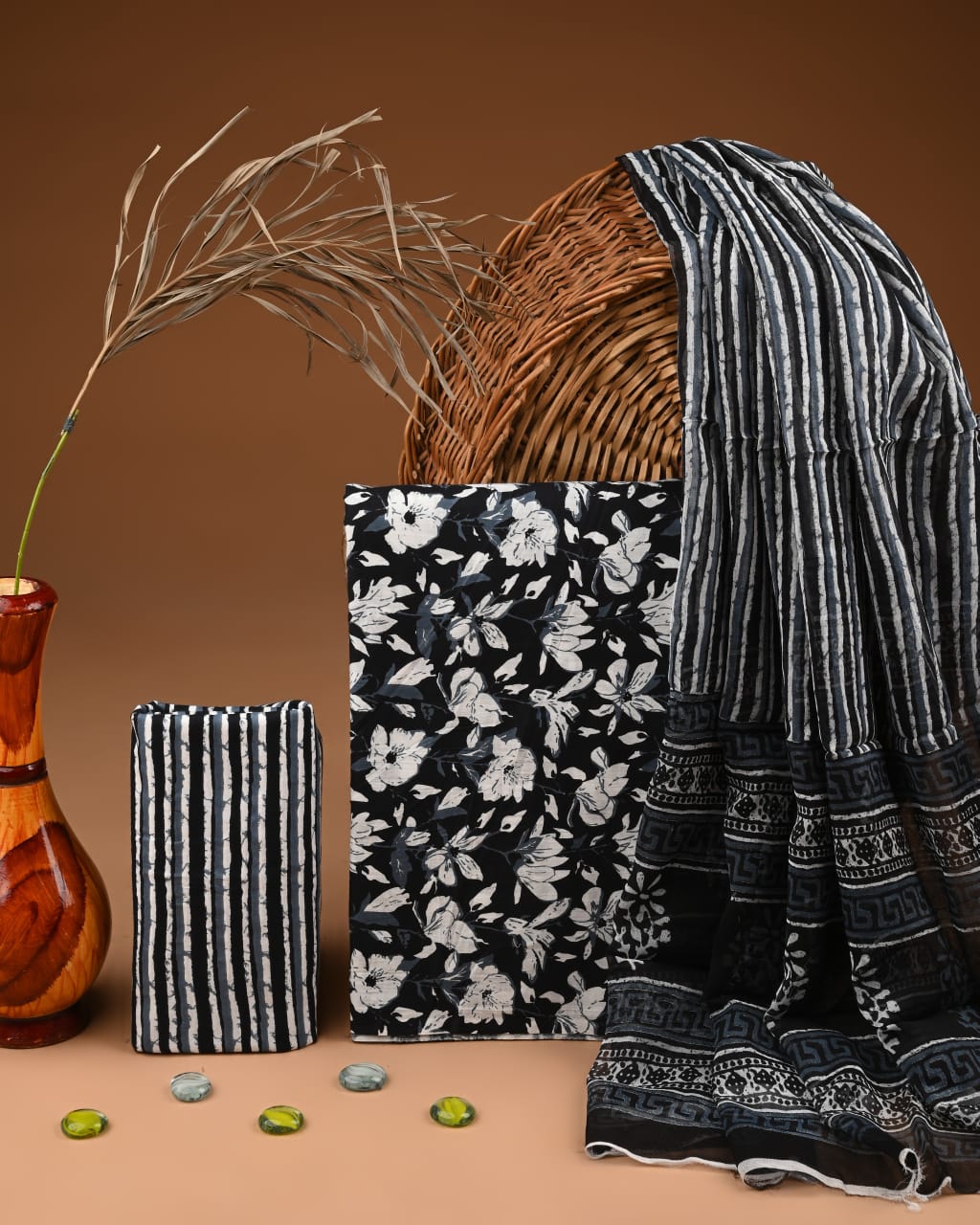 PREMIUM COTTON SUIT SET WITH CHIFFON DUPATTA